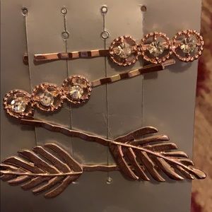 4 NEW LUX FASHION BOBBY PINS